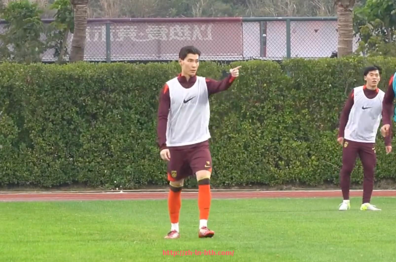 华体会hth登录入口-德甲绿色菱形队徽是哪支球队？队标识别指南